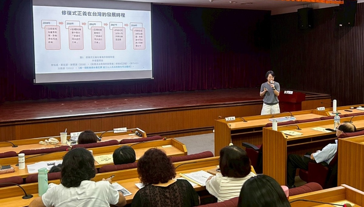 930電影賞析之蘇玟勻臨床心理師為與會者帶來觀後評講.jpg