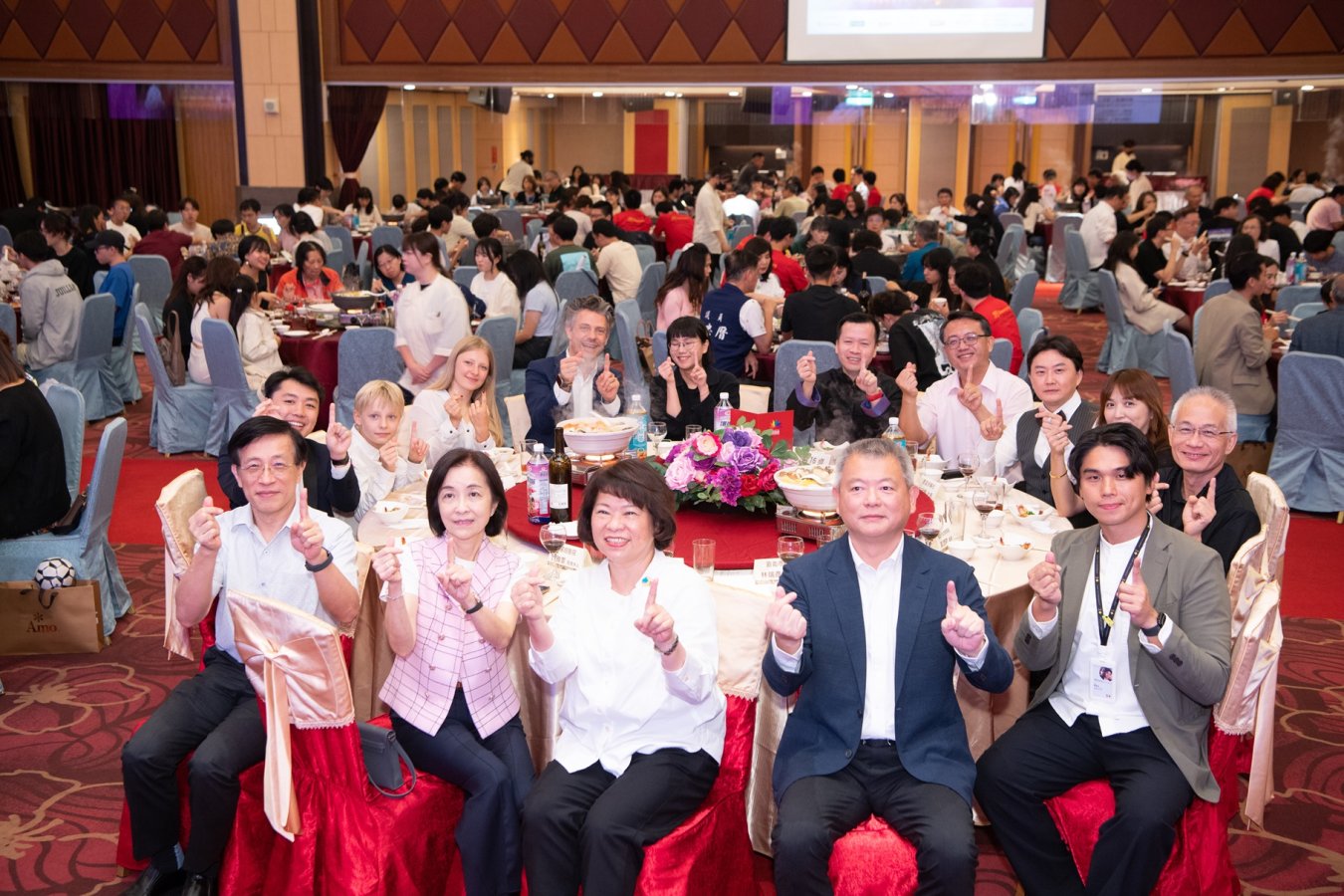 ec8316c2-7ddb-4567-b316-a1b8a2425bb4.jpg
